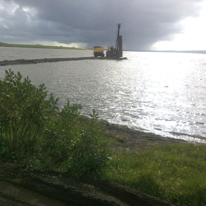 Jarðborinn Trölli að störfum (mynd 5 af 6)